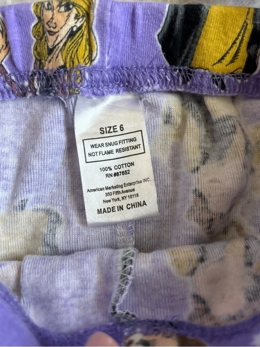 Disney’s Hocus Pocus Girls' Halloween Purple Comfy Pajama Set